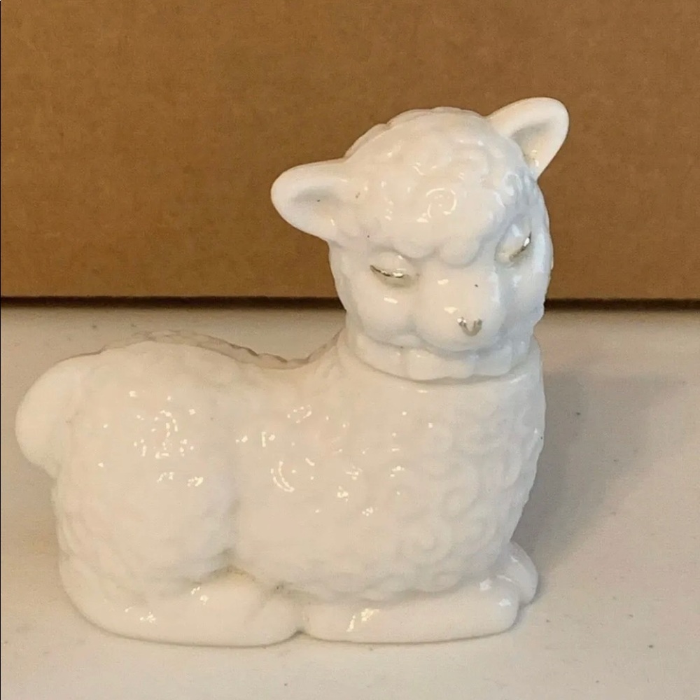 Avon Lamb Perfume Bottle Milk Glass, 3"x3"